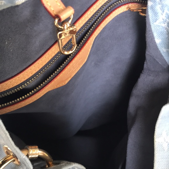 ๐โจ AUTHENTIC โจ๐ DENIM Louis Vuitton XL Denim Hobo Bag RARE - Picture 14 of 16